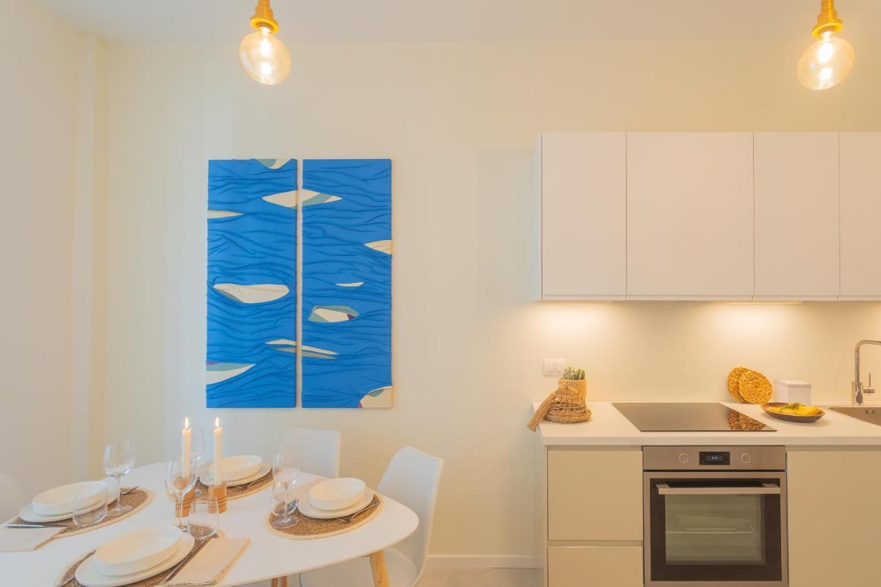 Enchanted Como Lake - City Apartment 2 By Rent All Como Exteriör bild