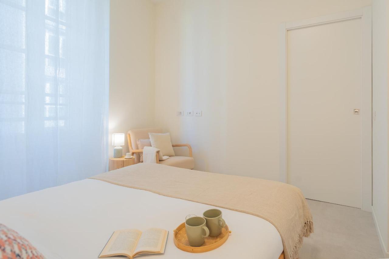Enchanted Como Lake - City Apartment 2 By Rent All Como Exteriör bild