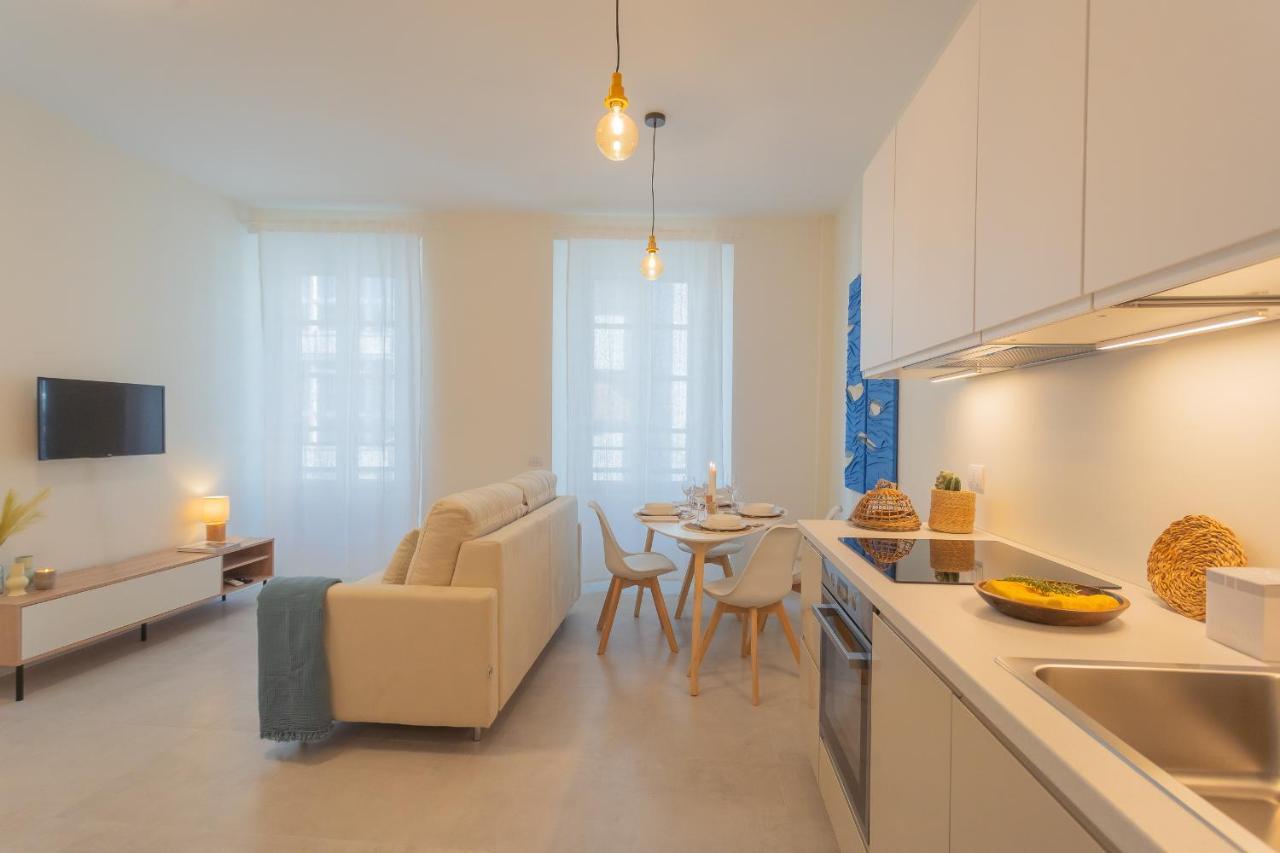 Enchanted Como Lake - City Apartment 2 By Rent All Como Exteriör bild