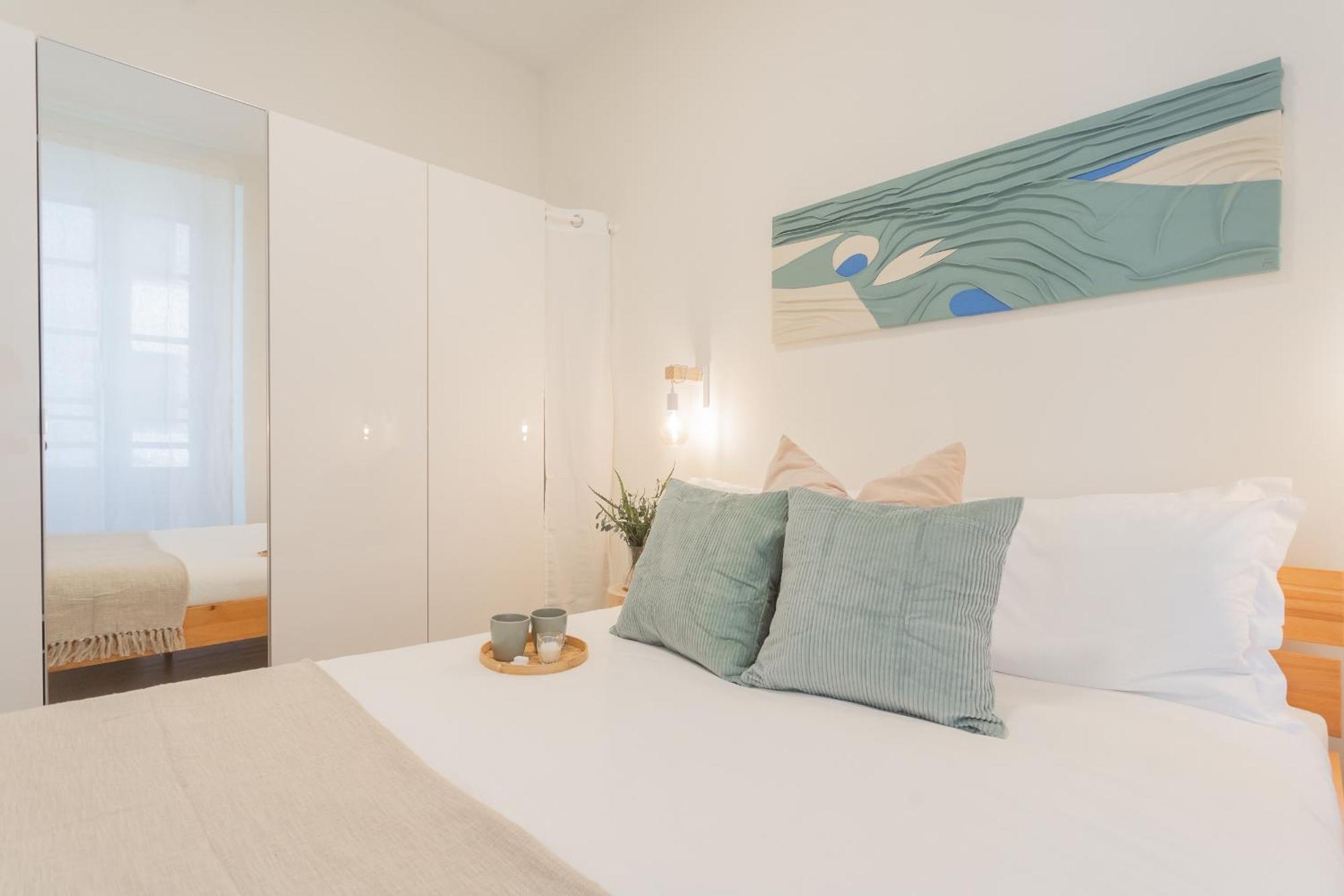 Enchanted Como Lake - City Apartment 2 By Rent All Como Exteriör bild